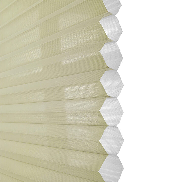 Oulu Clutch Sheer Honeycomb Blinds Spring green